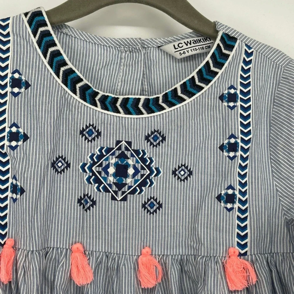 LC Waikiki Girls Striped Dress Size 5-6Y Embroidered Detail Cute‎ Summer